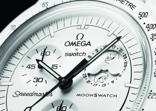 Omega x Swatch MoonSwatch de Snoopy